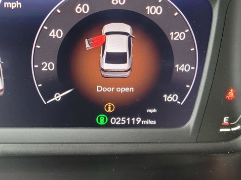 Used 2023 Honda Accord EX image 28