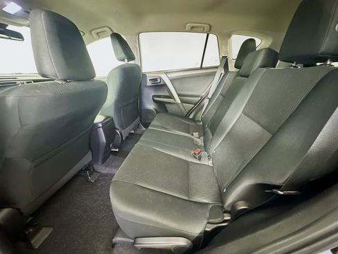 Used 2018 Toyota RAV4 LE image 25