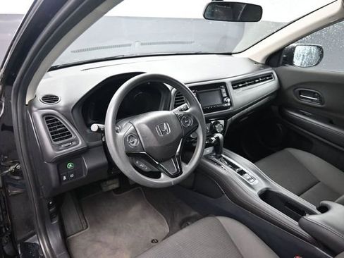 Used 2021 Honda HR-V LX image 16