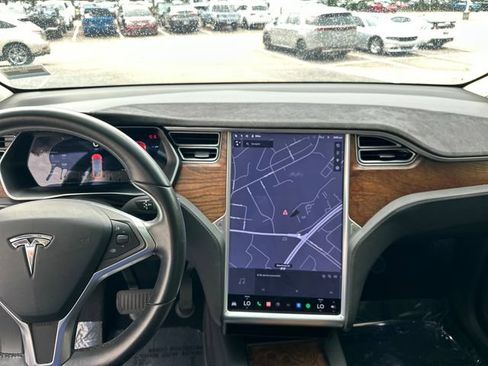 Used 2017 Tesla Model X 100D AWD/4WD image 10