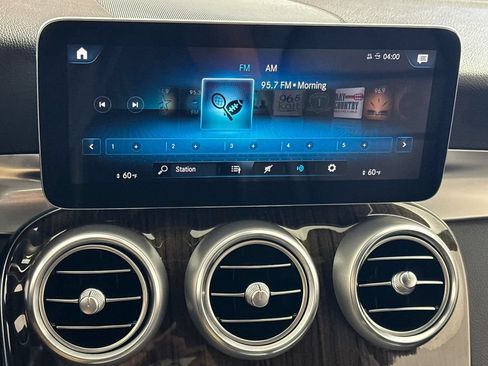 Used 2020 Mercedes-Benz GLC 300 4MATIC image 21
