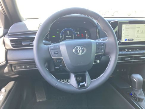 Certified 2026 Toyota Camry SE w/ Convenience Package image 11