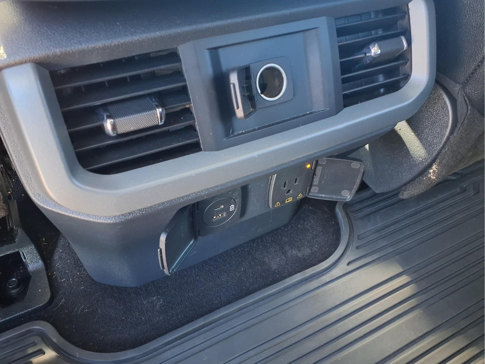 Used 2022 Ford F150 Lariat AWD/4WD image 25