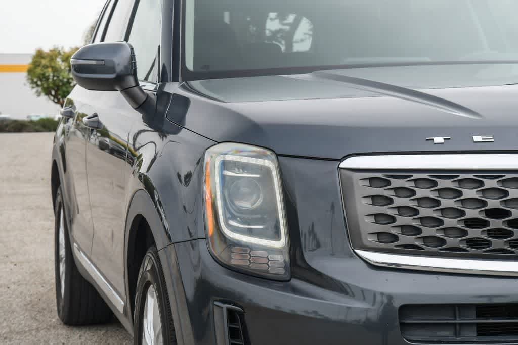 Used 2021 Kia Telluride LX FWD image 4