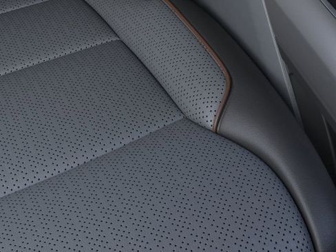 New 2025 Ford F150 Lariat w/ Equipment Group 502A High image 16