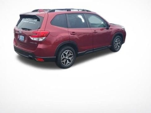 Used 2021 Subaru Forester Premium image 8
