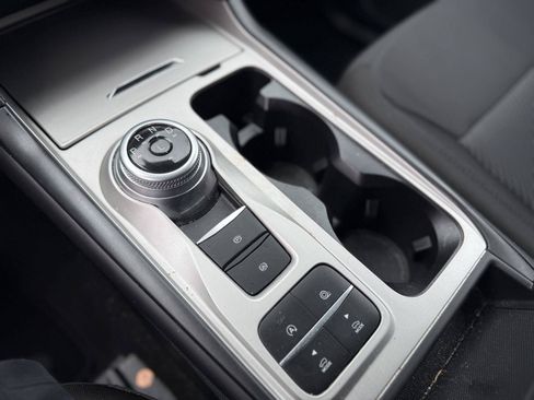 Used 2023 Ford Explorer XLT RWD image 18
