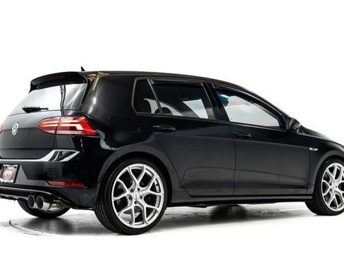Used 2018 Volkswagen Golf 4-Door AWD/4WD image 4