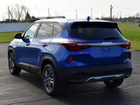 Used 2023 Kia Seltos LX image 5