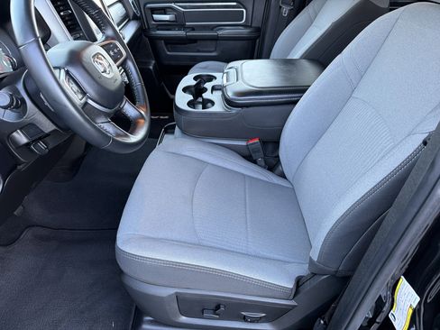 Used 2024 RAM 2500 Big Horn w/ Bed Utility Group image 10