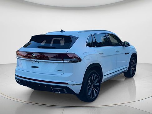 New 2026 Volkswagen Atlas Cross Sport SEL Premium R-Line image 8