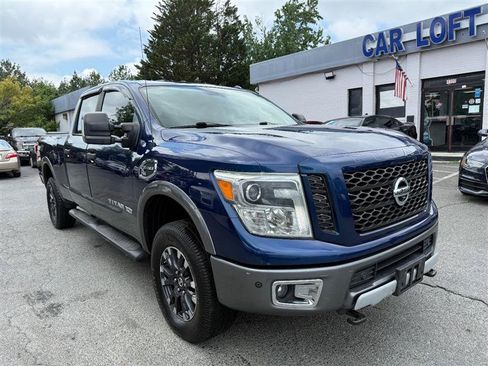 Used 2016 Nissan Titan PRO-4X w/ Pro-4x Convenience Package AWD/4WD image 4