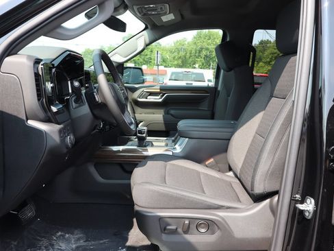 New 2026 Chevrolet Silverado 1500 RST w/ Dark Appearance Package AWD/4WD image 7