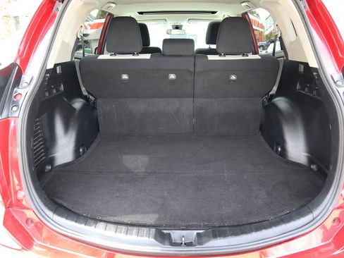 Used 2017 Toyota RAV4 XLE image 6