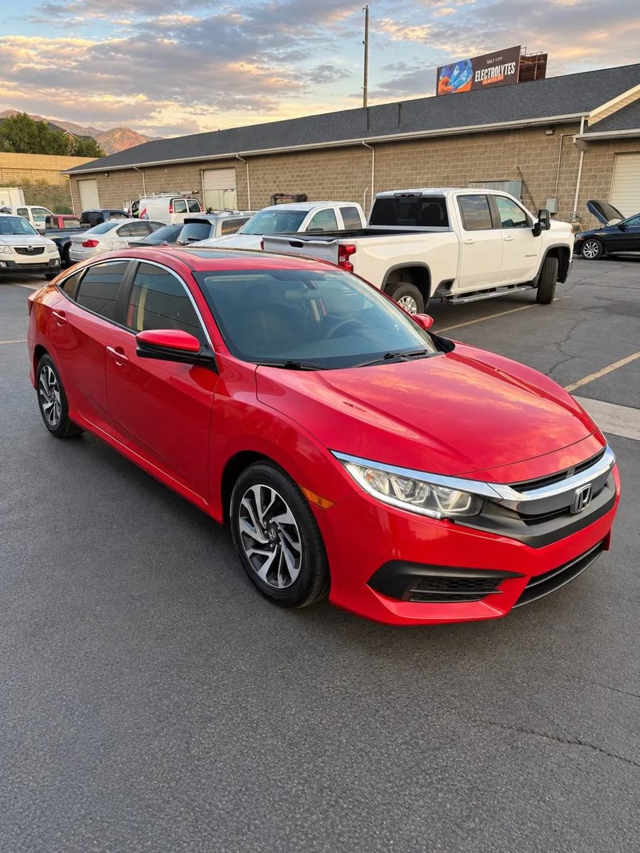 Used 2017 Honda Civic EX image 3