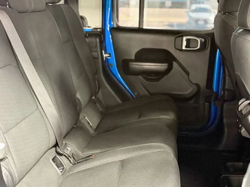 Used 2020 Jeep Gladiator Sport w/ Quick Order Package 24S image 19