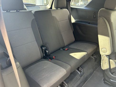 Used 2023 Chevrolet Traverse LT AWD/4WD image 25