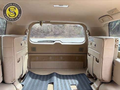 Used 2013 Toyota Land Cruiser image 18