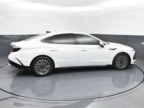 Used 2024 Hyundai Sonata SEL FWD image 26