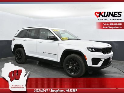 Used 2025 Jeep Grand Cherokee Altitude