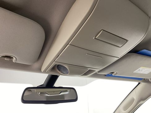 Used 2018 Dodge Grand Caravan SE w/ UConnect Hands-Free Group FWD image 25