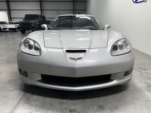 Used 2008 Chevrolet Corvette Z06 w/ Preferred Equipment Group RWD image 6