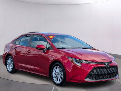 Used 2021 Toyota Corolla LE w/ LE Premium Package FWD image 7