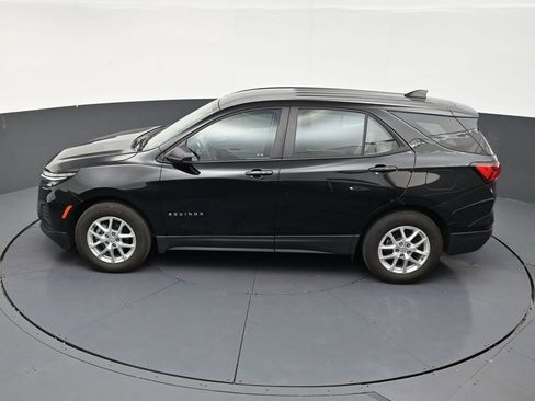 Used 2024 Chevrolet Equinox LS FWD image 13