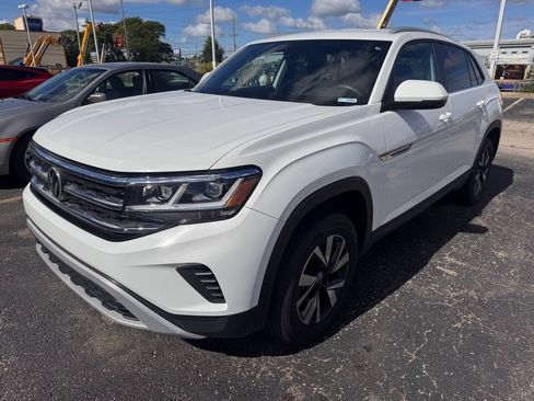 Used 2022 Volkswagen Atlas Cross Sport SE AWD/4WD image 1