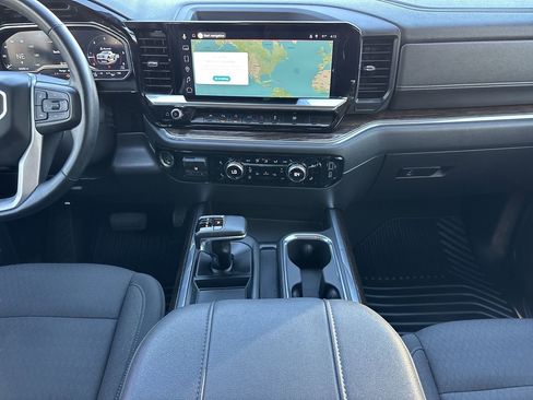 Used 2023 GMC Sierra 1500 Elevation w/ Preferred Package image 13