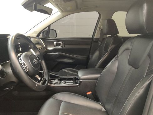 Used 2021 Kia Sorento S w/ Panoramic Sunroof Package FWD image 17
