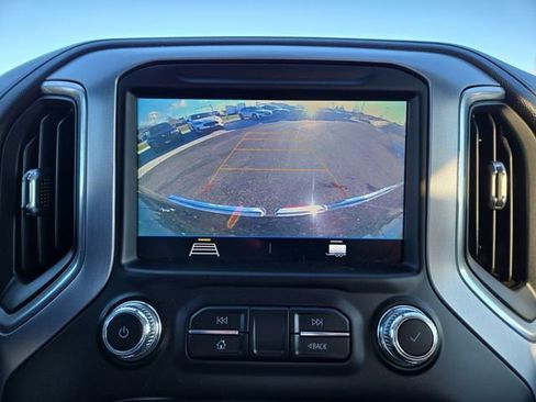 Used 2020 GMC Sierra 1500 Elevation image 25