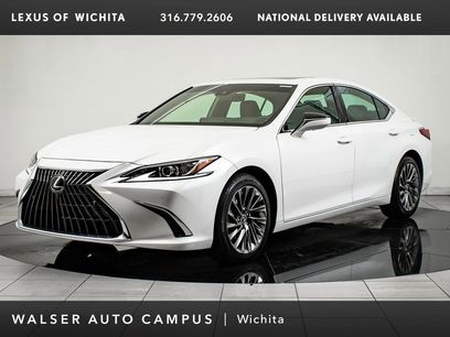 Certified 2025 Lexus ES 300h w/ Luxury Package