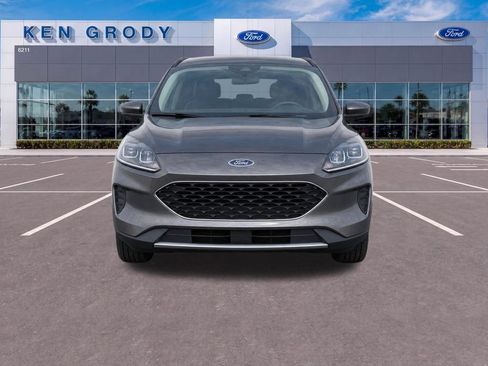 Used 2022 Ford Escape SE w/ Convenience Package FWD image 8