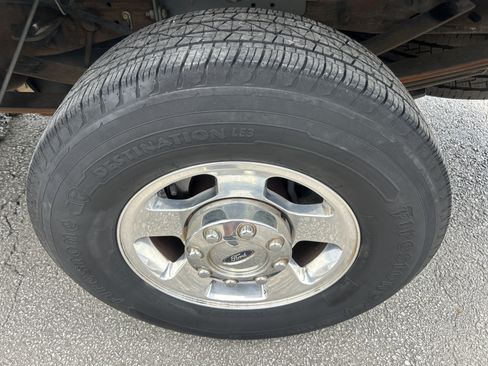 Used 2005 Ford F250 Lariat RWD image 40