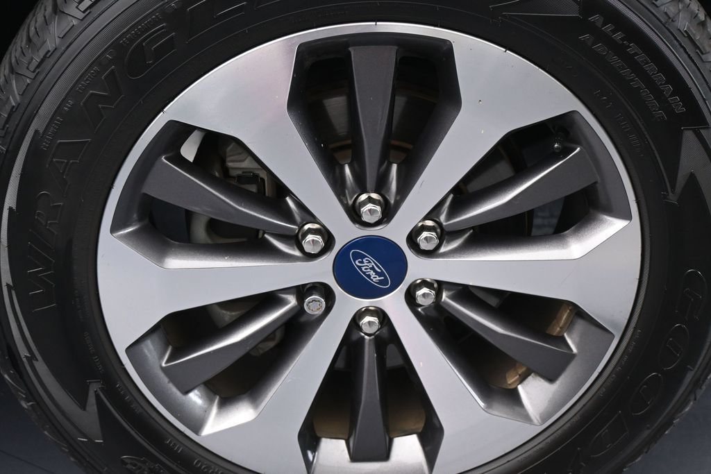 Used 2019 Ford F150 XL w/ Equipment Group 101A Mid RWD image 42