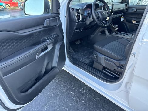 New 2025 Ford Ranger XLT image 18
