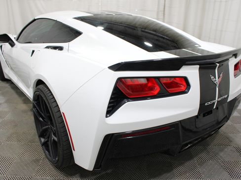 Used 2014 Chevrolet Corvette Stingray Coupe image 26