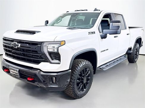 New 2026 Chevrolet Silverado 2500 LT w/ Trail Boss Package image 1