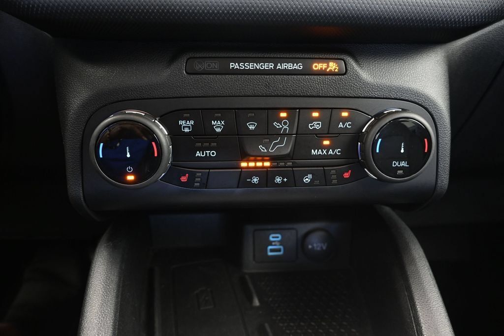 Certified 2022 Ford Bronco Sport Outer Banks w/ Tech Package AWD/4WD image 33