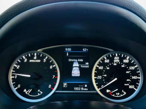 Used 2019 Nissan Sentra SV FWD image 5