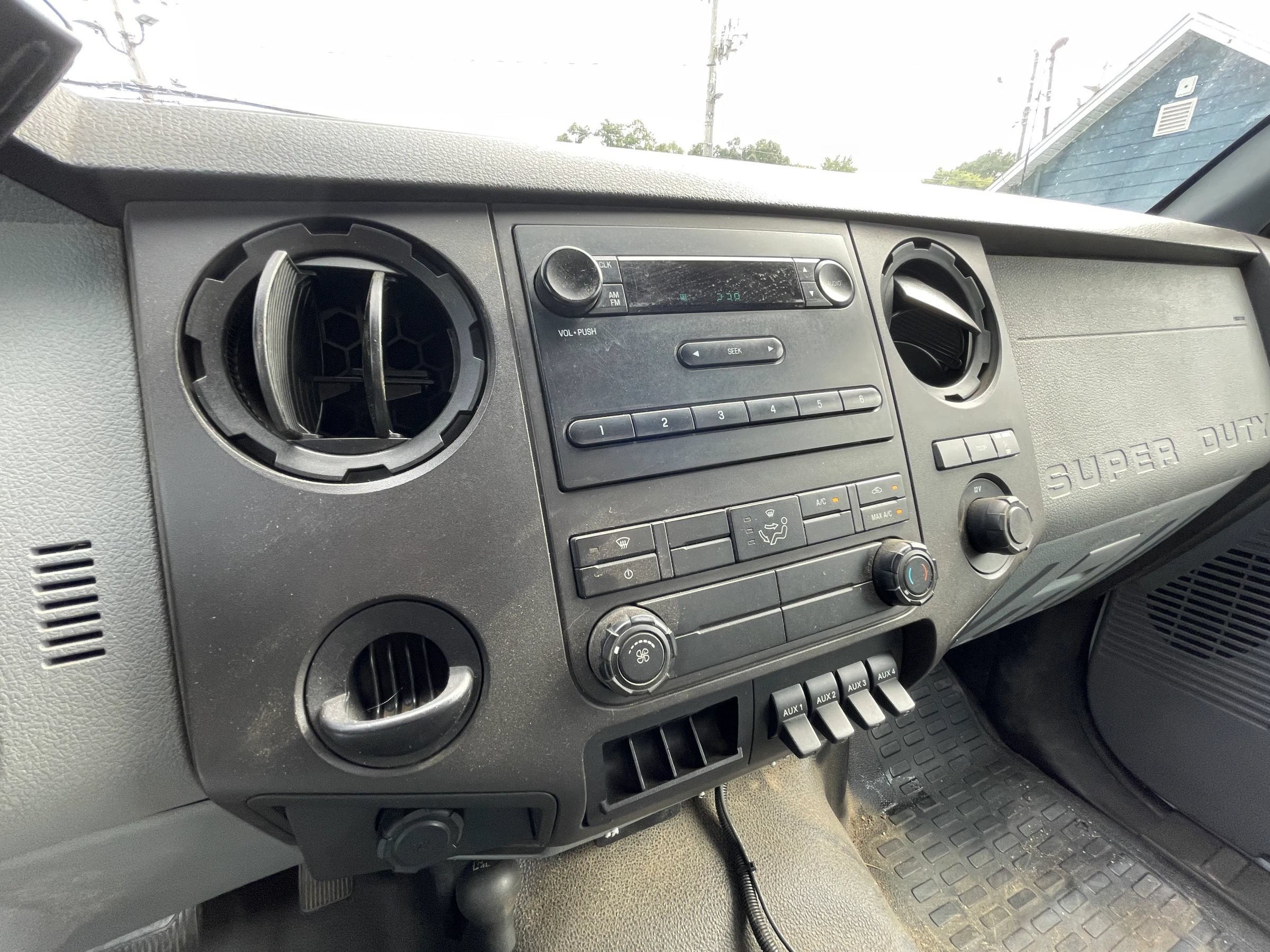 Used 2011 Ford F350 XL AWD/4WD image 14