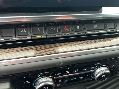 New 2026 GMC Sierra 1500 Elevation image 23