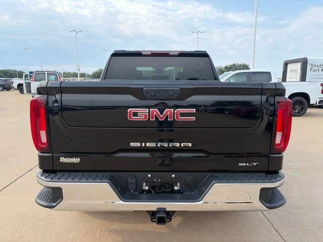 Used 2024 GMC Sierra 1500 SLT AWD/4WD image 4