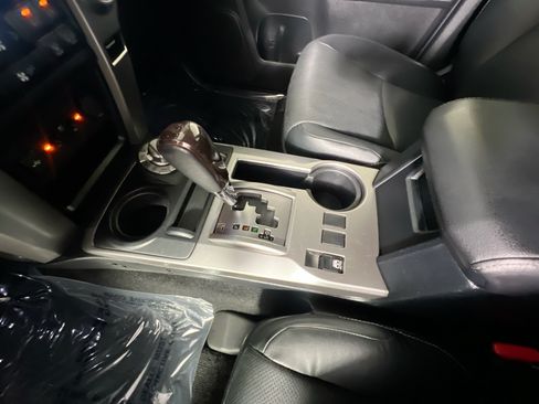 Used 2022 Toyota 4Runner Limited AWD/4WD image 25
