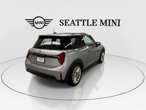 Certified 2025 MINI Cooper S image 11