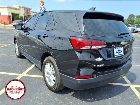 Used 2024 Chevrolet Equinox LS w/ Driver Confidence II Package FWD image 5