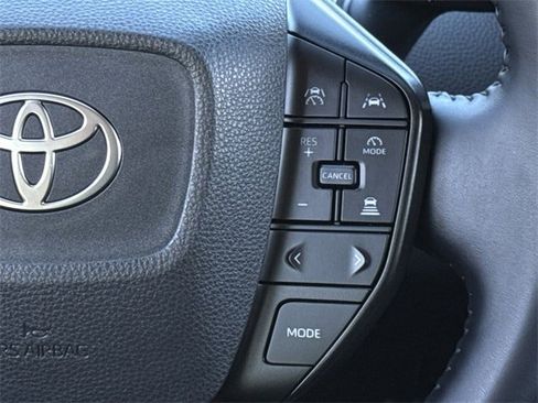 Used 2024 Toyota Prius Limited image 14