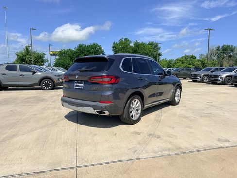 Used 2022 BMW X5 xDrive40i w/ Luxury Seating Package AWD/4WD image 5