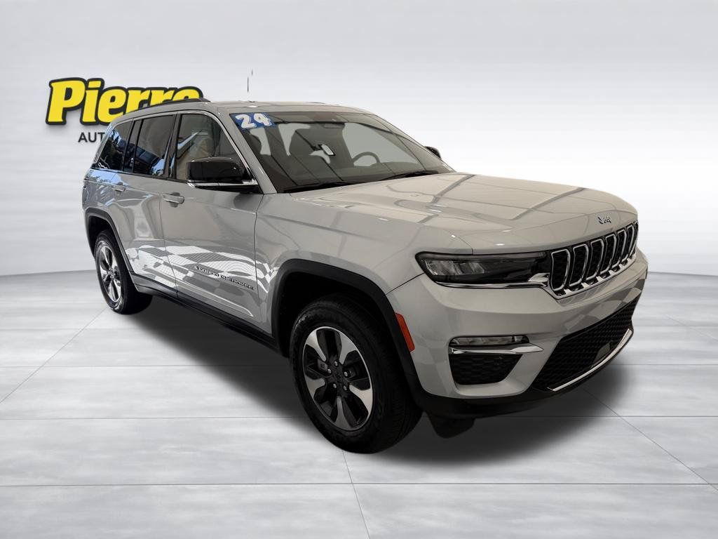 Used 2024 Jeep Grand Cherokee Limited 4xe AWD/4WD image 8